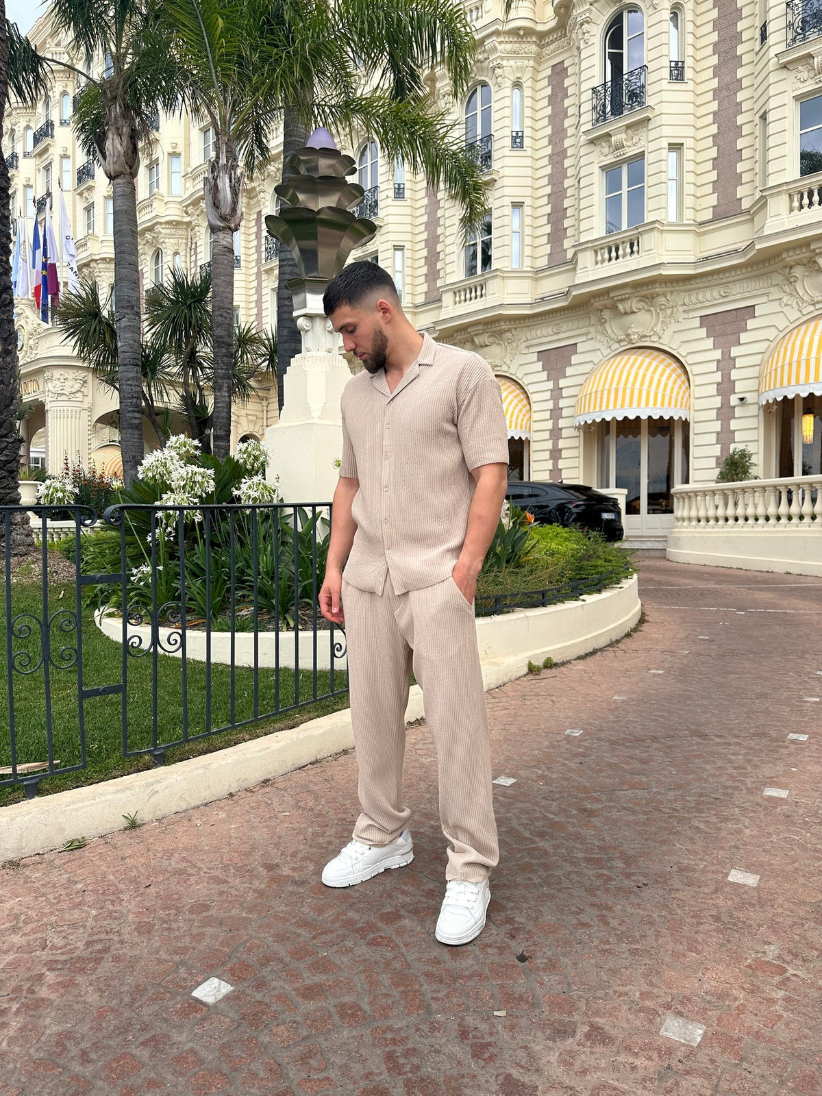Ensemble Namaskar Beige